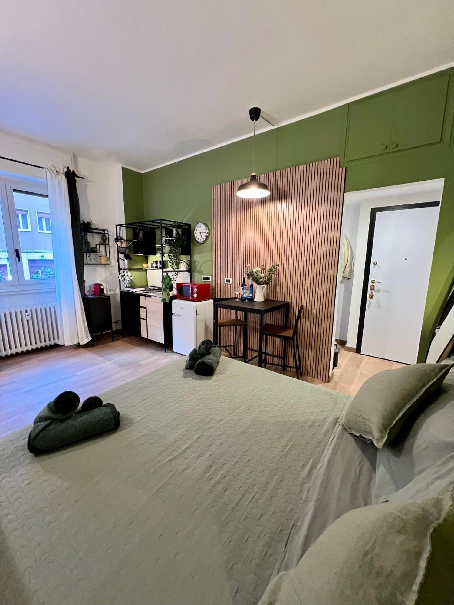 La Bella Milano Charme Apartment 3 Km Away From Duomo/ Netflix & Wi-Fi Included Экстерьер фото