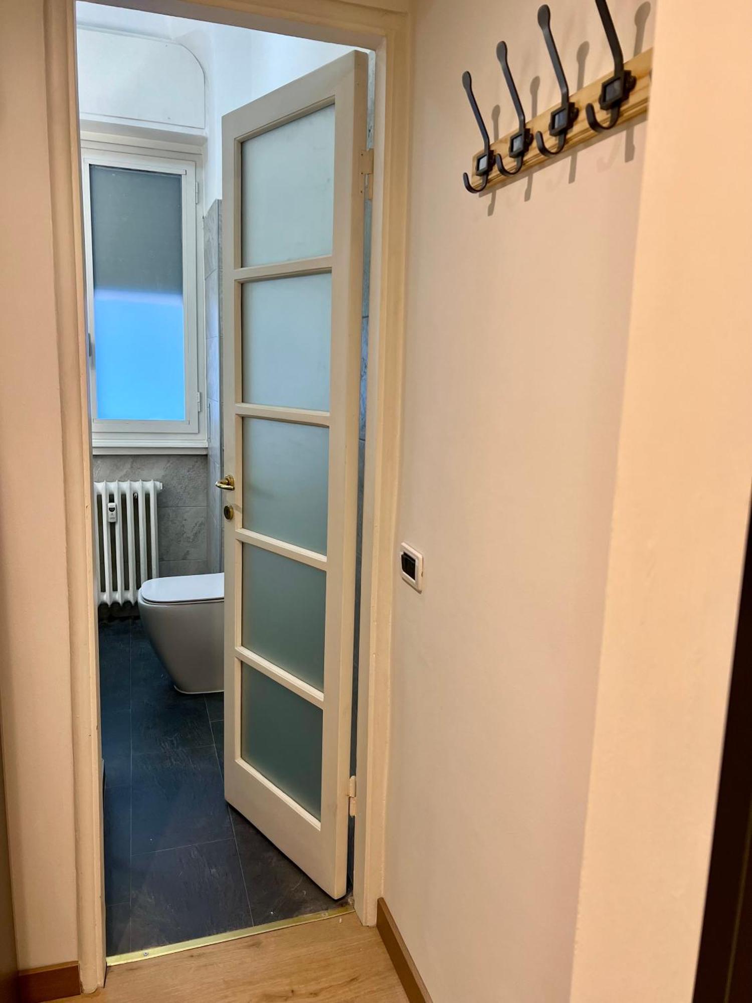 La Bella Milano Charme Apartment 3 Km Away From Duomo/ Netflix & Wi-Fi Included Экстерьер фото