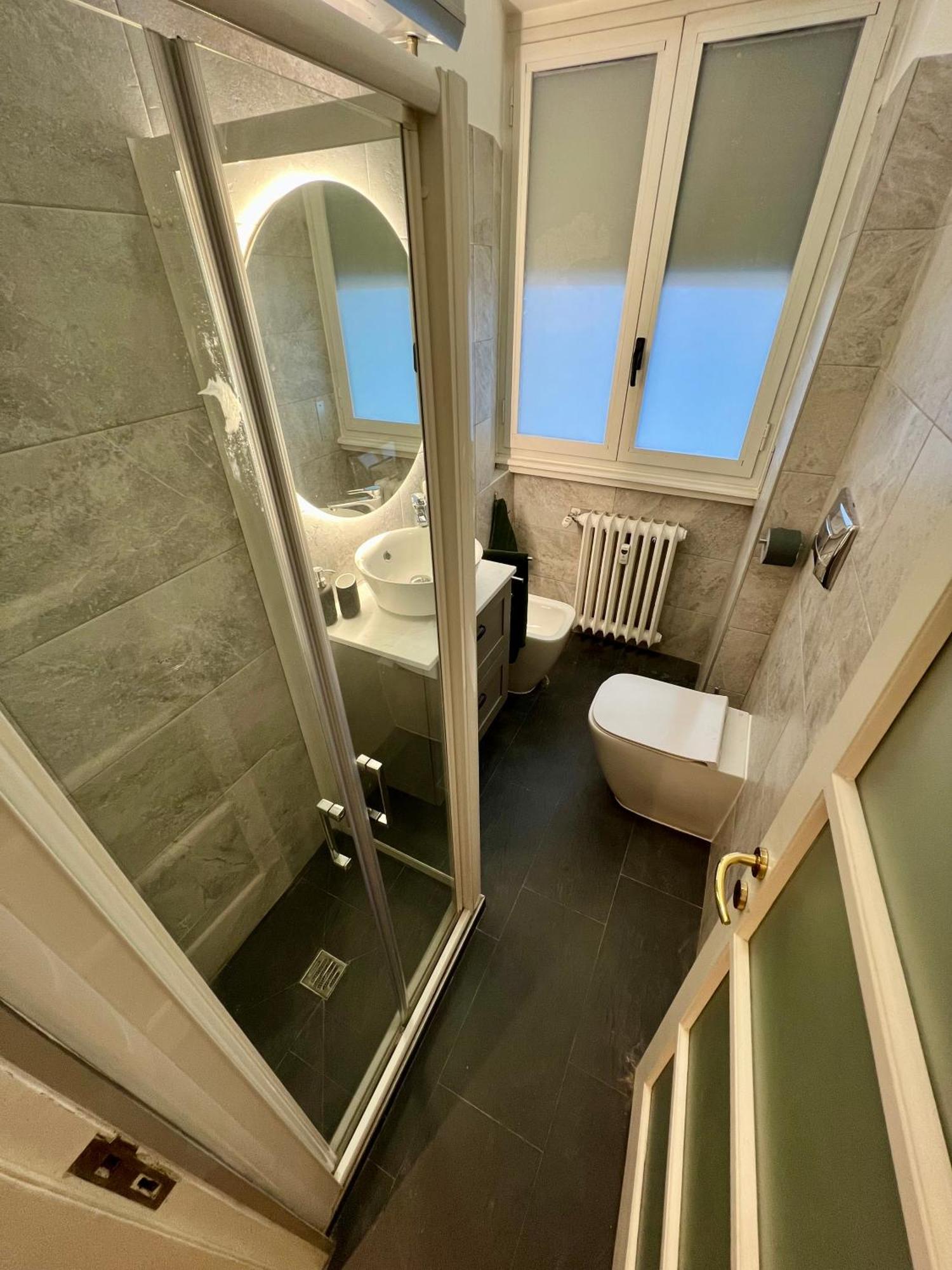 La Bella Milano Charme Apartment 3 Km Away From Duomo/ Netflix & Wi-Fi Included Экстерьер фото